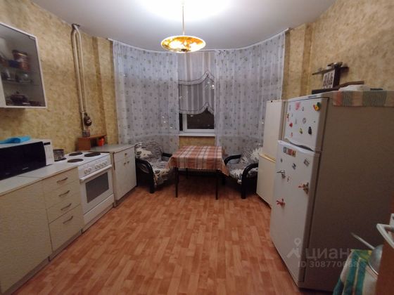 Продажа 3-комнатной квартиры 76 м², 8/17 этаж