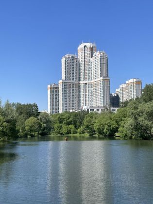 Продажа 1-комнатной квартиры 45 м², 40/45 этаж