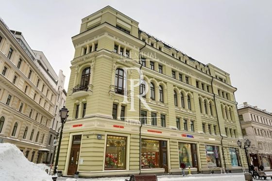 Продажа 3-комнатной квартиры 124 м², 2/5 этаж