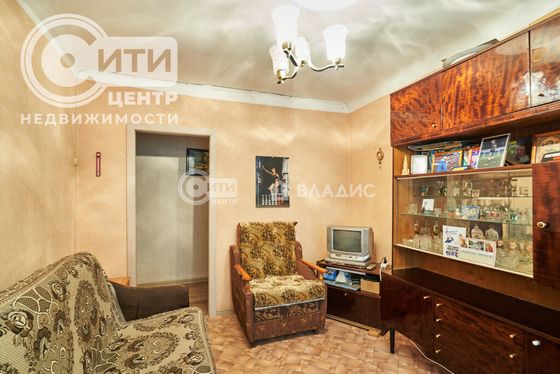 Продажа 2-комнатной квартиры 42,5 м², 1/5 этаж