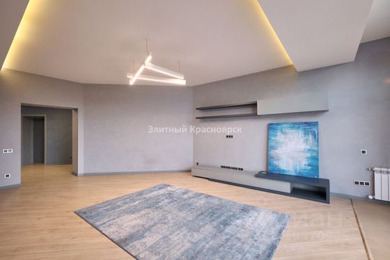 Продажа 3-комнатной квартиры 167 м², 6/10 этаж