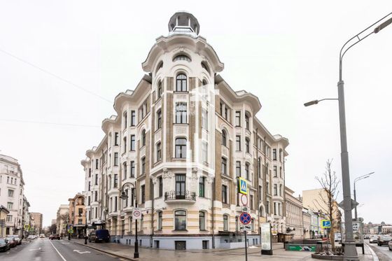 Продажа многокомнатной квартиры 181 м², 4/5 этаж