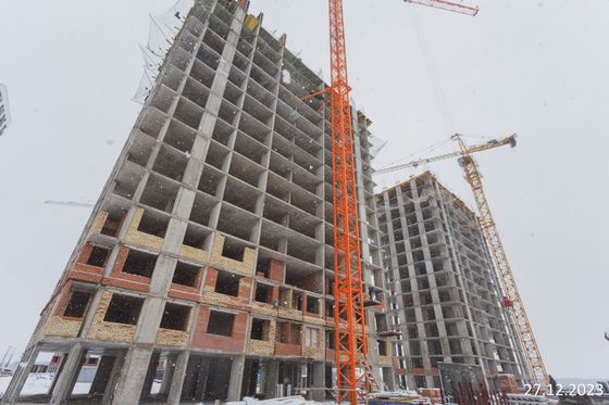 Микрорайон «Яркий», наб. Кустарёвская, 25 — 4 кв. 2023 г.