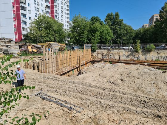 Клубный дом «на Менжинского», корпус 1 — 3 кв. 2025 г.