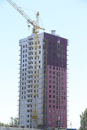 ЖК «Три башни», ул. Комарова, 47 — 2 кв. 2023 г.