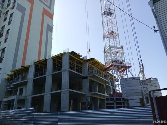 ЖК «Дом на Набережной», ул. Перекопская, 1 — 2 кв. 2023 г.