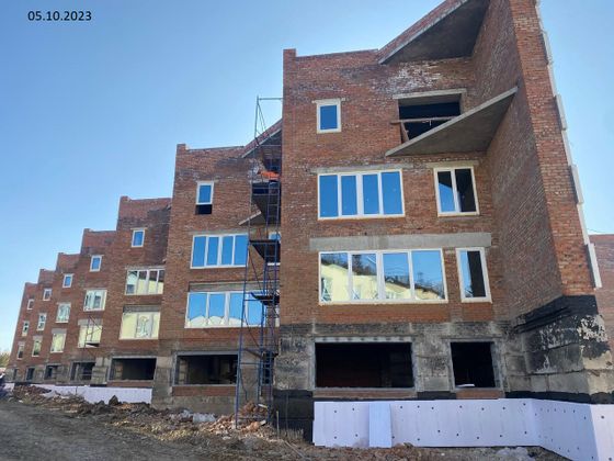 ЖК «Английский двор», бул. Строителей, 71, к. 5 — 4 кв. 2023 г.