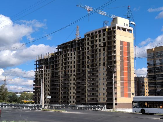 ЖК пр. Тракторостроителей, поз. 49, ул. А.В. Асламаса, 1, к. 4 — 3 кв. 2022 г.