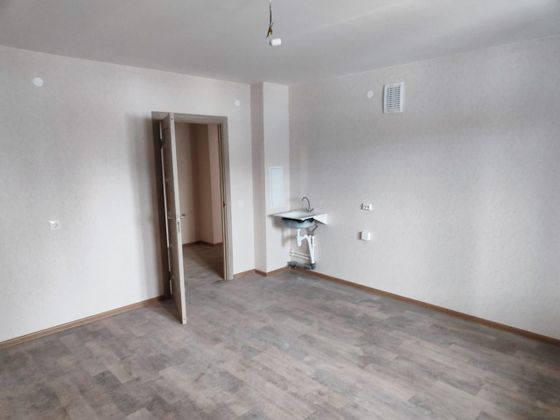 Дом «Каскад», Шекснинский пр., 40 — 4 кв. 2023 г.