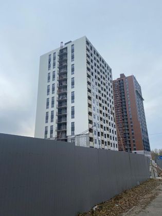 ЖК «Атмосфера», пр. Генерала Тюленева, 32, к. 1 — 4 кв. 2023 г.