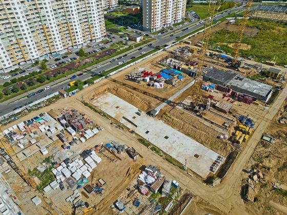 ЖК «Героев», ул. Поликахина, 4 — 3 кв. 2023 г.