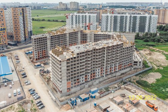 ЖК «Полис ЛАВрики», пр. Ручьёвский, 20 — 2 кв. 2022 г.