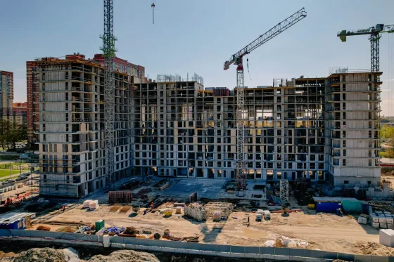 Квартал «Живи! В Рыбацком», пр. Советский, 10 — 2 кв. 2025 г.