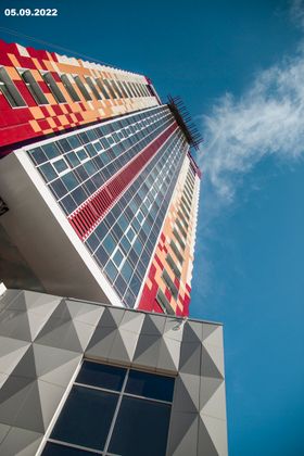 ЖК «Crystal» (Кристалл), ул. Запарина, 2 — 3 кв. 2022 г.