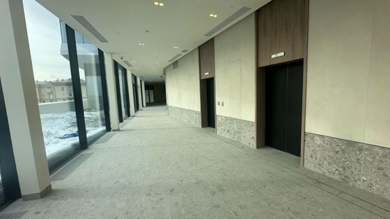 Дом «Chkalov» (Чкалов), пл. Курского Вокзала, 1 — 1 кв. 2024 г.