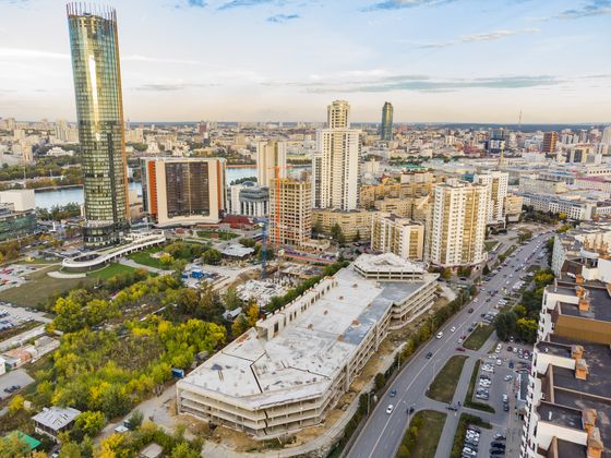 ЖК «RE:VOLUTION TOWERS» (Революшн Тауэрс) — 3 кв. 2022 г.