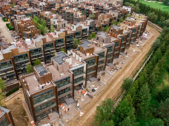 Коттеджный поселок «Futuro Park» (Футуро Парк), корпус 80 — 3 кв. 2021 г.