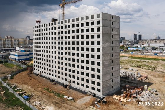 ЖК «НИКС СИТИ на Ун. Набережной», ул. Университетская Набережная, 113А — 2 кв. 2023 г.