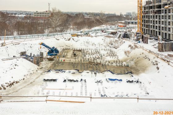 ЖК «Исеть парк», ул. Хуторская, 1/3 — 4 кв. 2021 г.