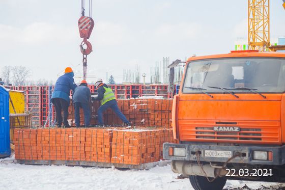 Микрорайон «Яркий», бул. Яркий, 8/1 — 1 кв. 2021 г.