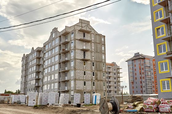 ЖК «Европа-Сити», ул. Карпатская, 1 — 2 кв. 2023 г.