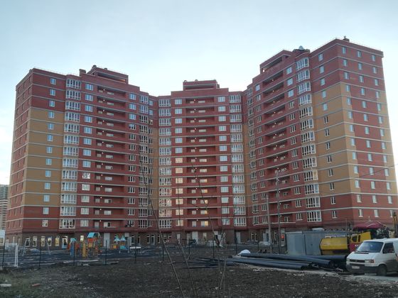 ЖК «1-ый Юго-Восточный микрорайон», ул. Новомосковская, 4 — 4 кв. 2021 г.