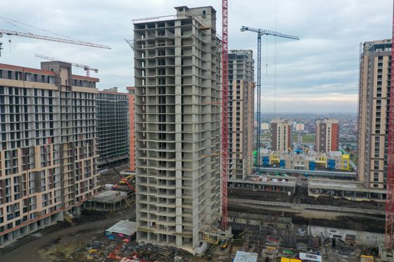 Микрорайон «Родные просторы», ул. Природная, 10Б, к. 23 — 4 кв. 2022 г.