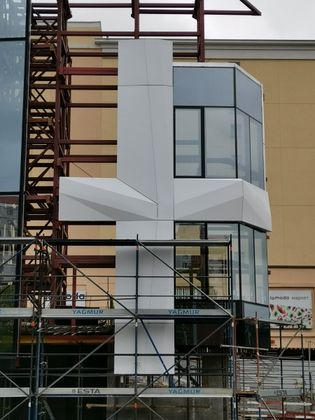 Дом «Chkalov» (Чкалов), пл. Курского Вокзала, 1 — 2 кв. 2020 г.