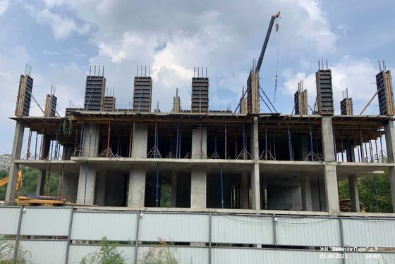 ЖК «Бекетов Парк», ул. Владимира Лузянина, 3 — 3 кв. 2022 г.