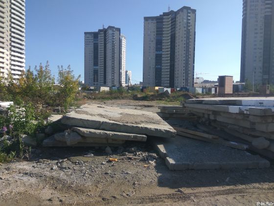 Микрорайон «Западный луч», ул. Энгельса, 4 — 3 кв. 2020 г.
