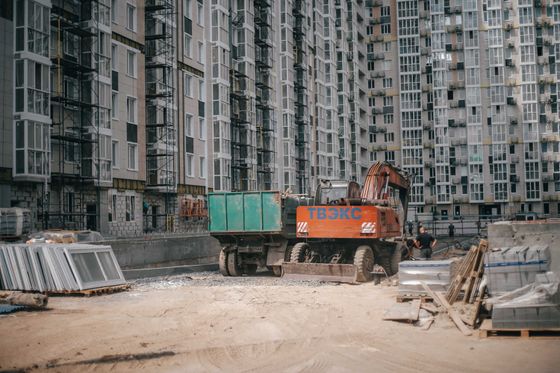 Ис 120 син жк. Вест Сайд ЖК Удальцова. West Side ЖК Ростов. Вест Сайд Апдэйт Тауэр,1 Бангладеш. ЖК Вест Сайд подьезды.