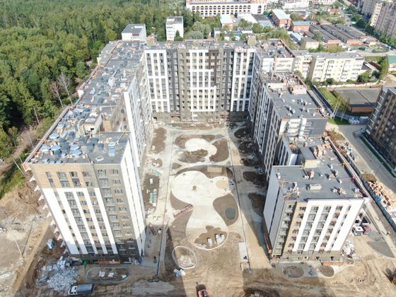 ЖК «Миниполис Серебрица», Серебряный бул., 1 — 3 кв. 2021 г.