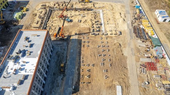 ЖК «Скандиа. Квартал у озера», ул. Сергея Свиридова, 15 — 2 кв. 2023 г.