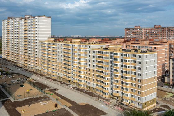 ЖК «Светлоград», ул. Красных Партизан, 1/4, к. 16 — 3 кв. 2022 г.