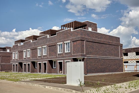 Микрорайон «Немецкая Деревня», ул. Вагнера, 10 — 3 кв. 2023 г.