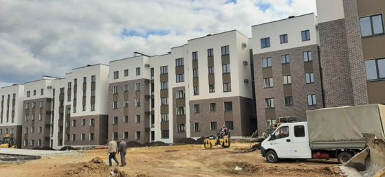 Микрорайон «Новая Жизнь», ул. Семейная, 37 — 2 кв. 2023 г.