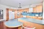 Аренда 3-комнатной квартиры 180 м², 4/15 этаж