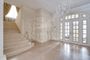 Продажа дома, 1 300 м², с участком 37 соток