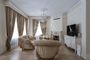 Продажа дома, 1 300 м², с участком 37 соток