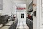 Аренда дома, 430 м², с участком 2 сотки