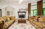 Аренда дома, 1 250 м², с участком 41 сотка