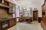 Аренда дома, 320 м², с участком 24 сотки