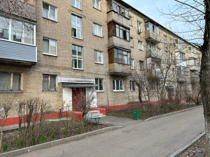 Продажа 3-комнатной квартиры 55 м², 2/4 этаж