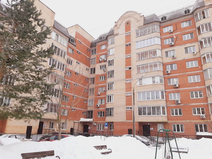 Продажа 1-комнатной квартиры 39,3 м², 2/8 этаж