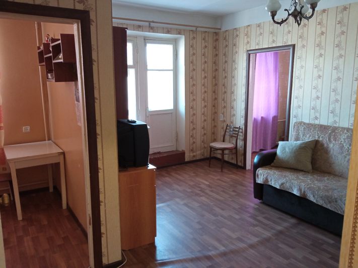 Продажа 2-комнатной квартиры 42,1 м², 2/2 этаж