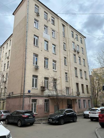 Продажа 2-комнатной квартиры 64 м², 4/6 этаж