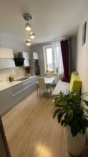 Продажа 2-комнатной квартиры 70,2 м², 23/25 этаж