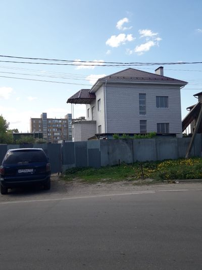 Продажа дома, 400 м², с участком 15 соток