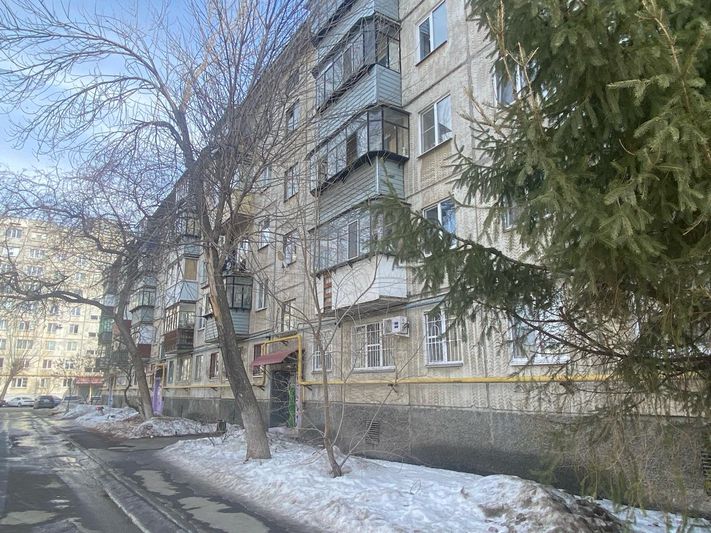 Продажа 2-комнатной квартиры 43 м², 1/5 этаж