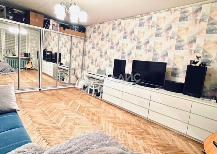 Продажа 2-комнатной квартиры 55,4 м², 3/8 этаж